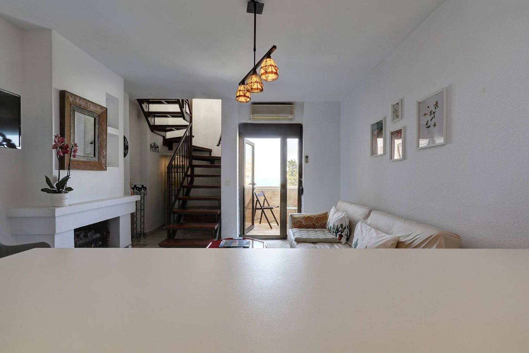 082 - Stunning Sea Views Beachfront Apartment Benalmádena Eksteriør bilde
