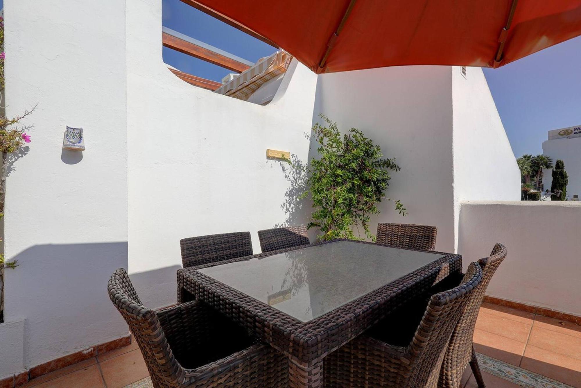 082 - Stunning Sea Views Beachfront Apartment Benalmádena Eksteriør bilde